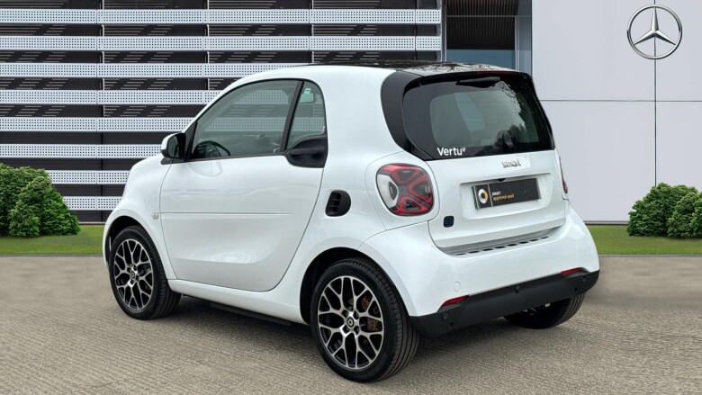 Smart EQ fortwo coupe 60kW EQ Exclusive 17kWh 2dr Auto [22kWCh] Electric Coupe
